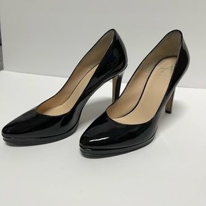 NWOT Aquatalia Black Patent Leather Pumps Sz. 6.5